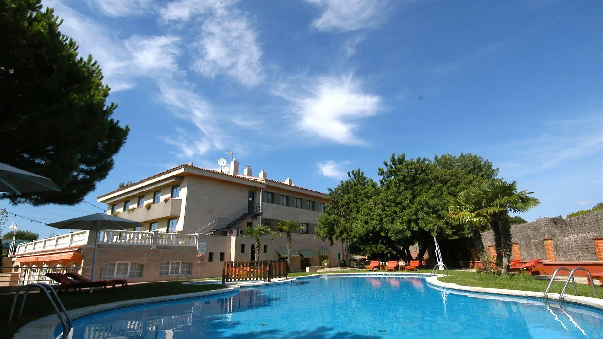 Felix Hotel Valls 4*,